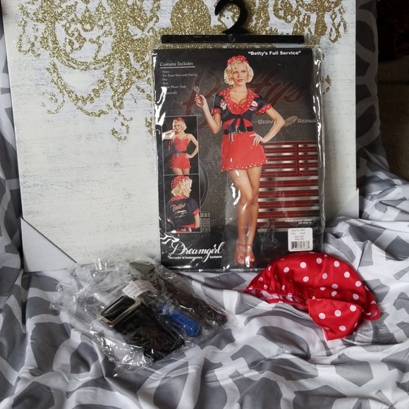 👻 HALLOWEEN COSTUME 👻 - Picture 6 of 8